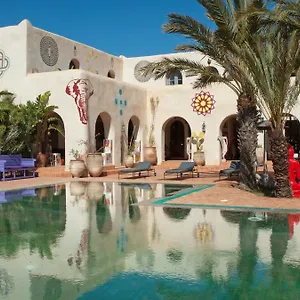 Dar D'art As-Suwajra